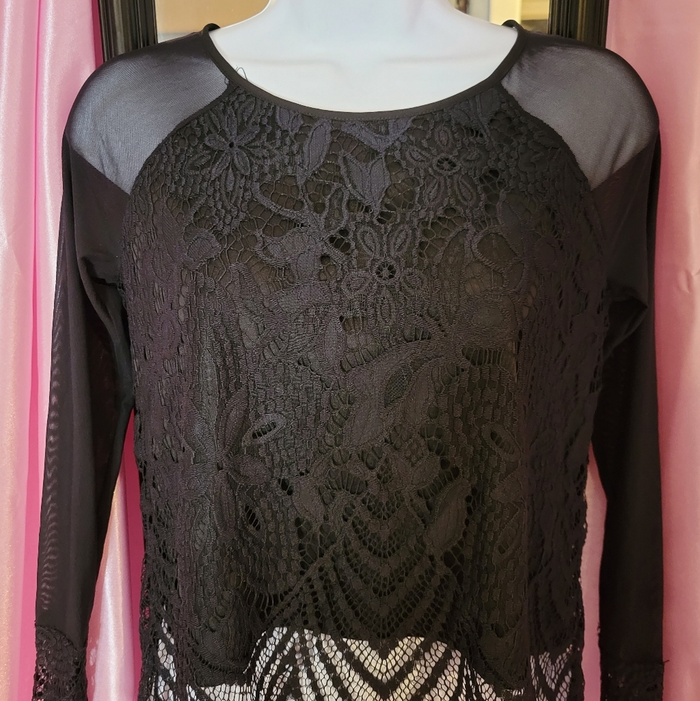 Lace long sleeve top - Picture 11 of 12